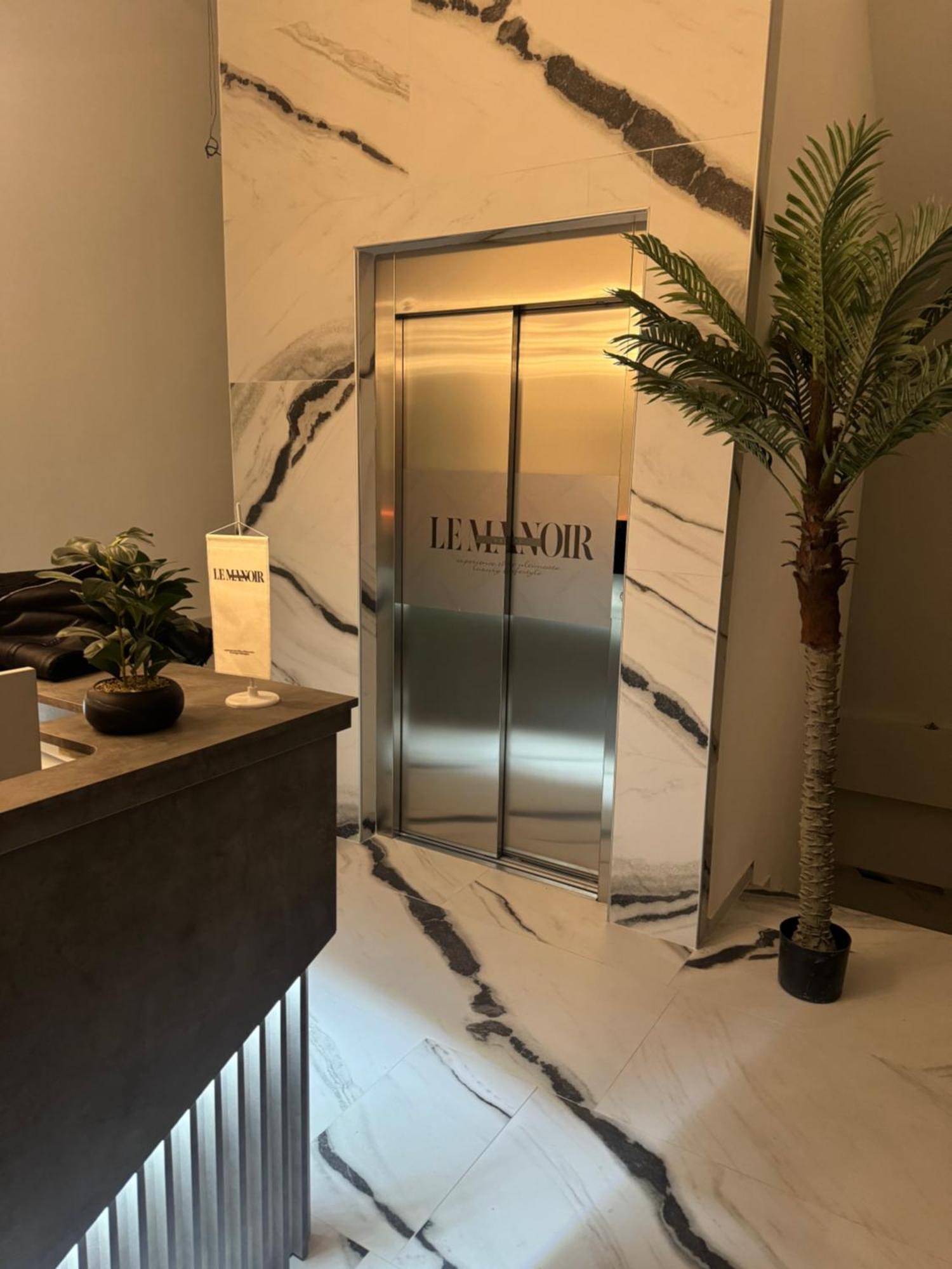 Hotel Le Manoir Gostivar Ngoại thất bức ảnh