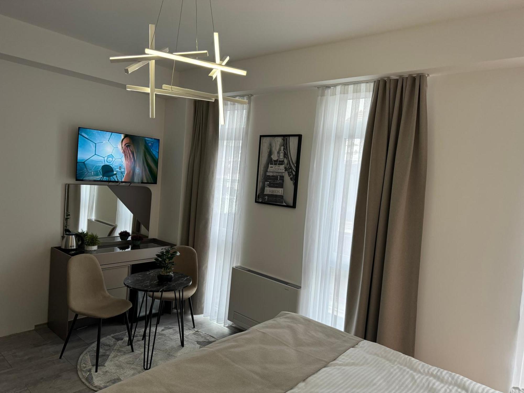 Hotel Le Manoir Gostivar Ngoại thất bức ảnh